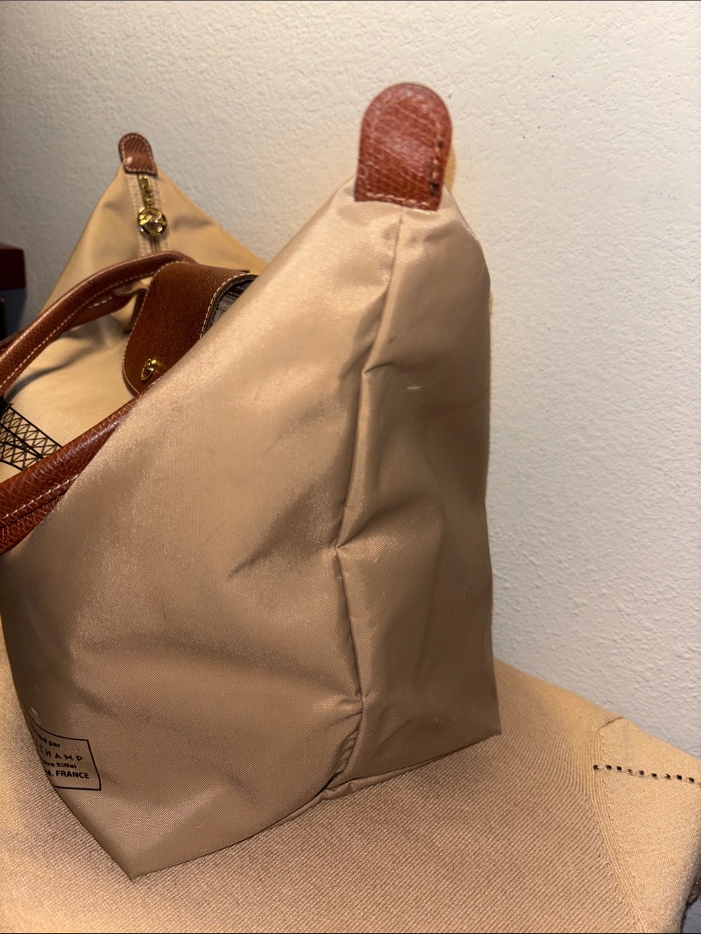 Limited zLongchamp Le Pliage Tour Eiffel beige nylon tote bag - Picture 6 of 10